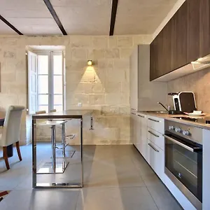 Apartament Vallettastay - Orangerie Two Bedroom 402